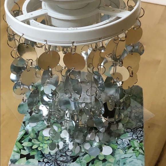 U Brands Locker Decor Silver Magnetic LED Chandelier Style Battery Operated - Picture 8 of 9